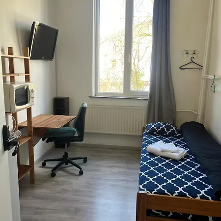 European District Hostel Brussels Exterior photo